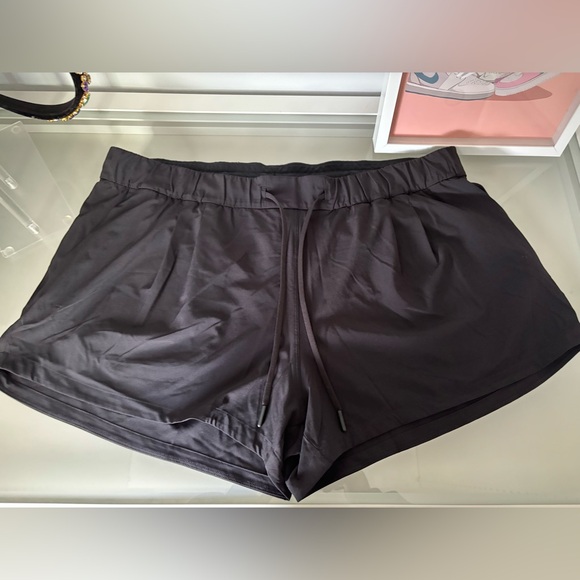 Lululemon Stroll At Sundown 3” Short - Picture 2 of 8